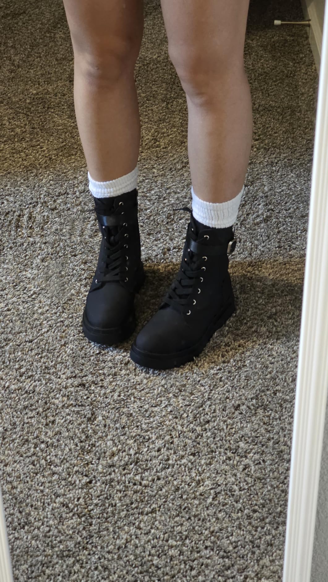 DREAM PAIRS Women's Combat Platform Boots customer photo 1