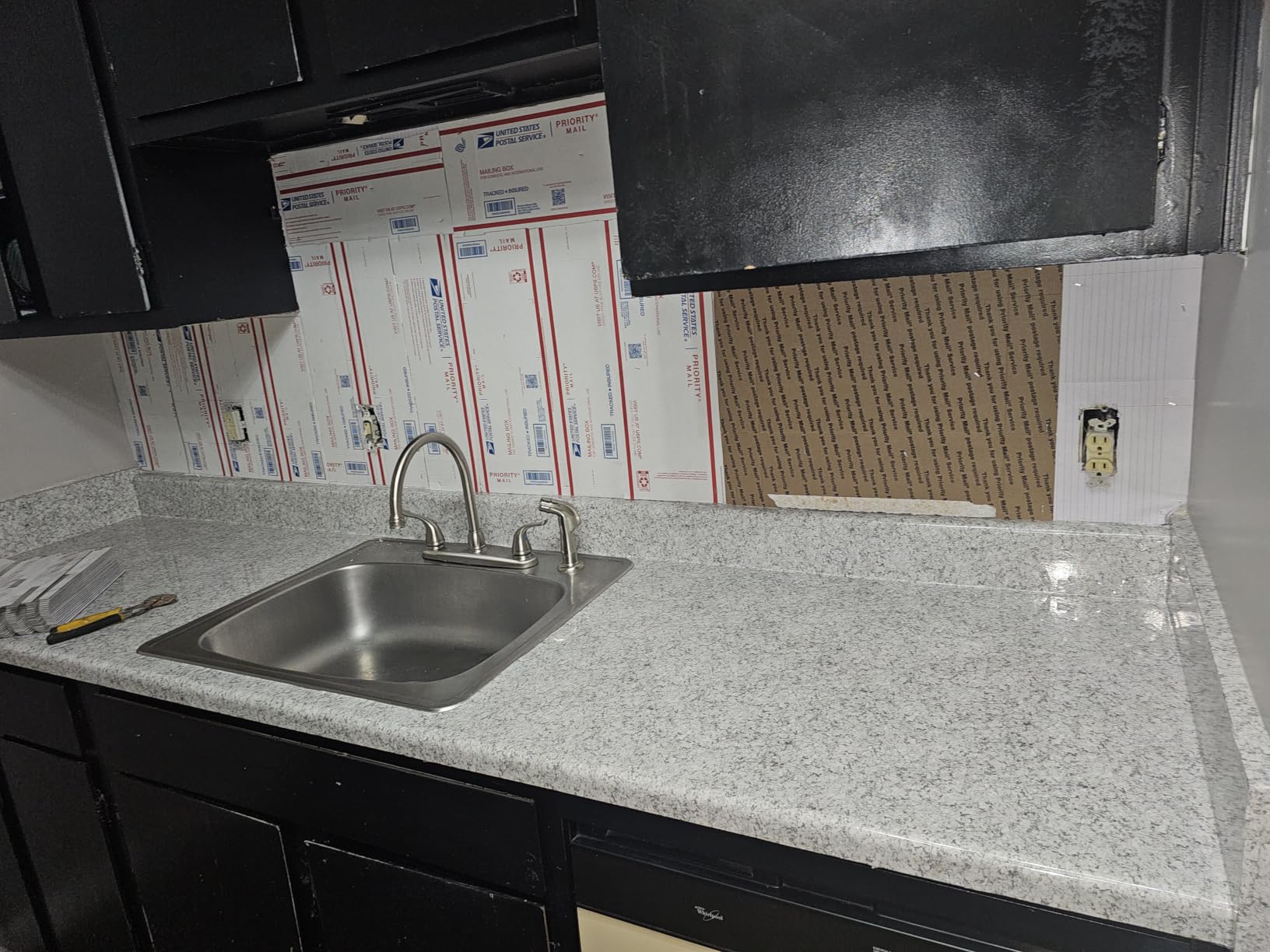 AULIGET 20 Sheets Faux Stone Peel and Stick Backsplash, White Marble Look PVC Wall Tiles Stick on Backsplash for Kitchen customer photo 1