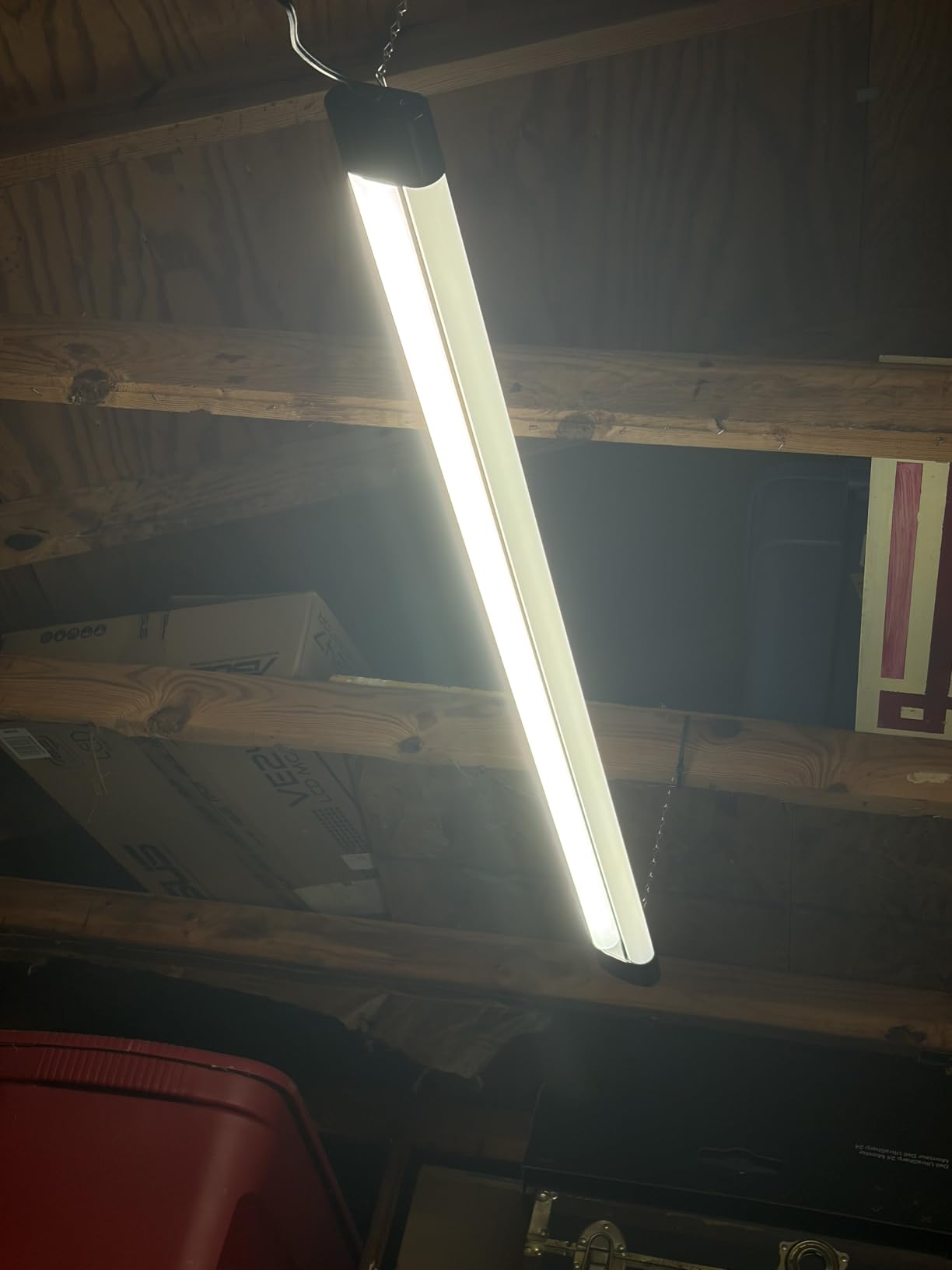BBOUNDER 4Pack 4FT LED Shop Light, 6500K, 40W=250W, Linkable for Garage | 4400LM, 48Inch Integrated Utility Fixture, Surface + Hanging Mount, Super Bright Shop Lights for Workshop & DIY Users, Black customer photo 1