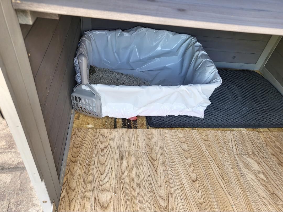 Amazon Basics Large Cat Litter Box with High Sides, Open Top for Easy Access, Includes Scoop with Storage, 19