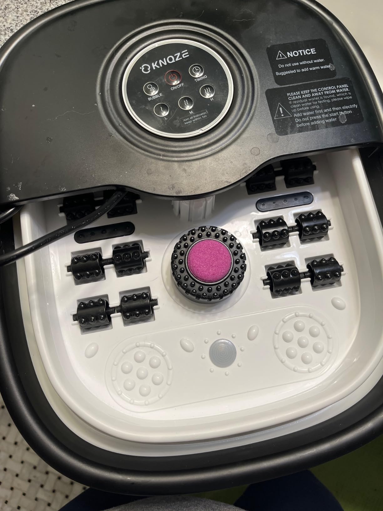 KNQZE Collapsible Foot Spa Bath with Heat & Remote Control, Bubble Massage, Temperature Control, Red Light (Black) customer photo 1