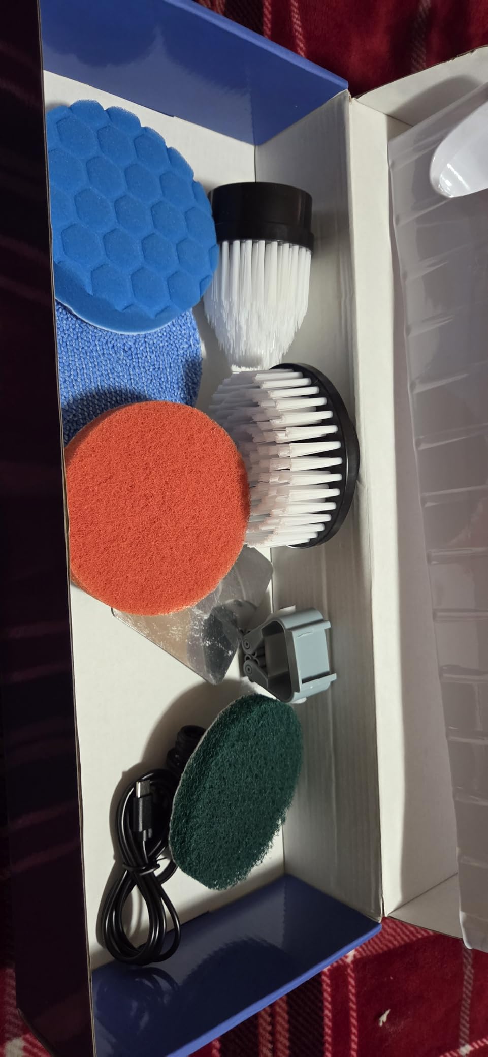 Electric Spin Scrubber, Power Shower Cleaning Brush with Long Handle | Cordless Cleaning Scrubber, 7 Replaceable Brush Heads, 90Mins Work Time, 3 Adjustable Size, 2 Speeds for Bathroom Cleaner customer photo 2