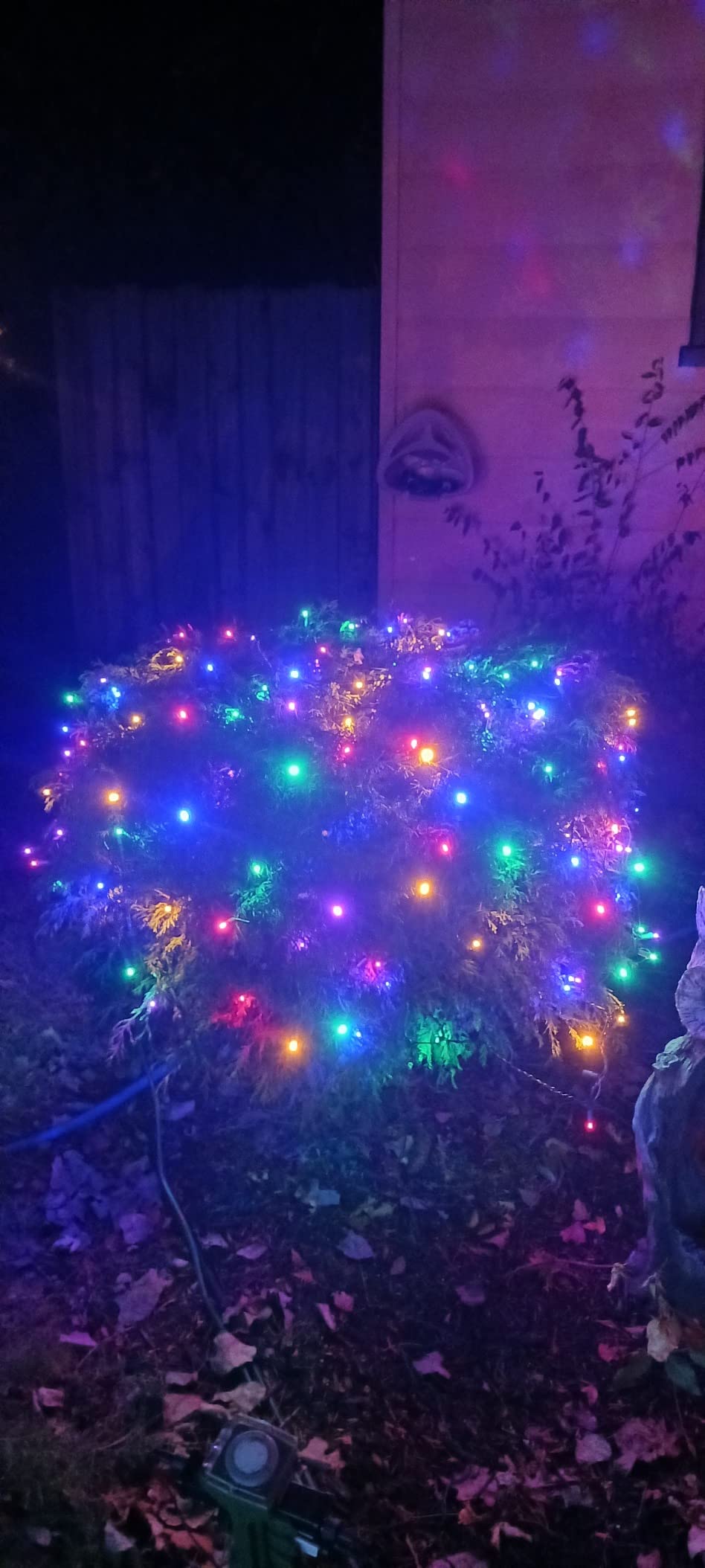 Led Christmas Net Lights for Bushes, 132LED 6FT x 6FT Connectable UL Certified Net Lights for Bushes Tree Shrubs Xmas Trunk Green Wire Christmas Decorations customer photo 2