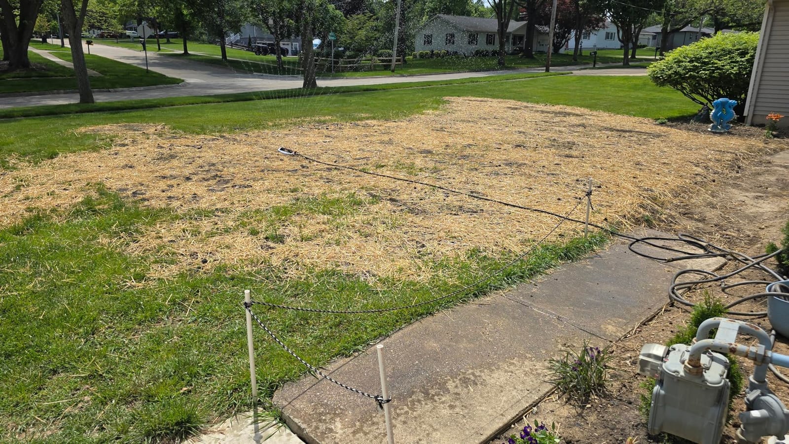 Melnor Metal Oscillating Sprinkler 4500 Sq Ft: Flow, Width, Range Adjust customer photo 2