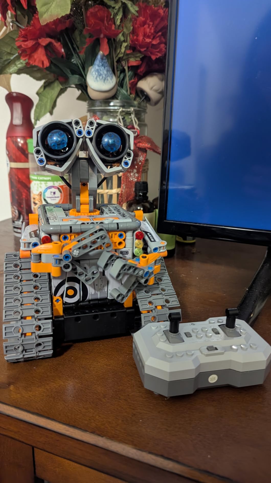 Sillbird STEM Robot Building Kit with Remote Control Gifts for Boys 8-13 | Coding Robotic Set, Educational Birthday Gifts, App-Controlled, Buildable 5in1 Models, Rechargeable Toys for Kids, 488 Pieces customer photo 2
