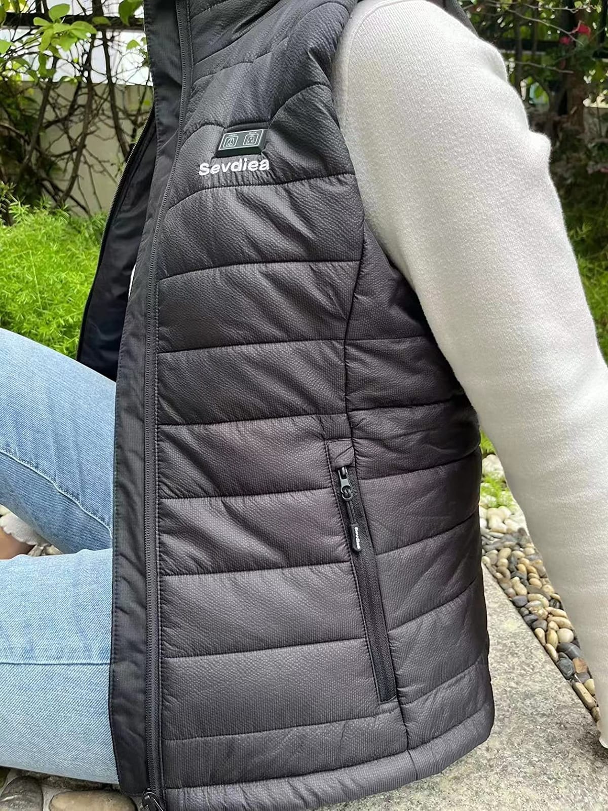 Heated Vest for Women with 16000mAh 7.4V Battery Pack Included，Warming Women's Heated Vest Electric Rechargeable customer photo 1