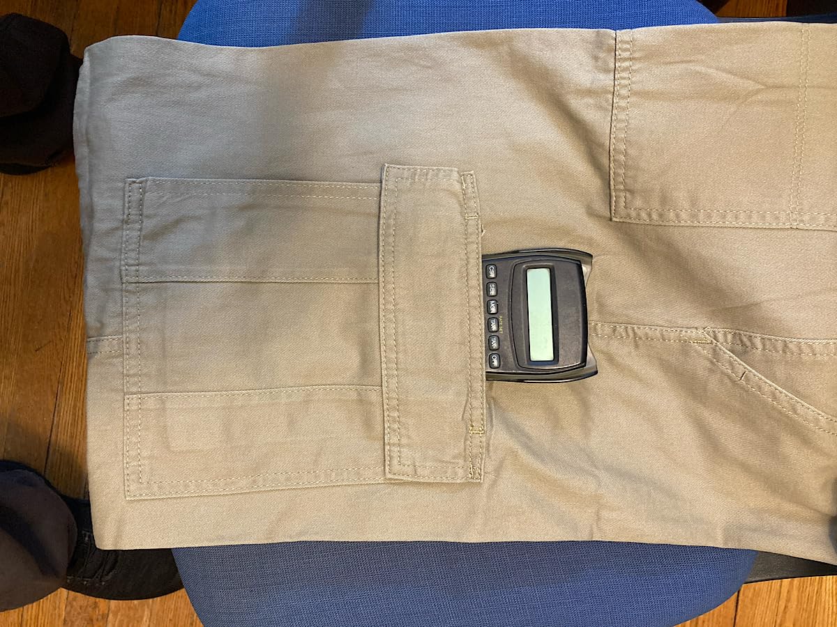 Wrangler Authentics Men's Twill Relaxed Fit Cargo Pant (Logan) customer photo 2