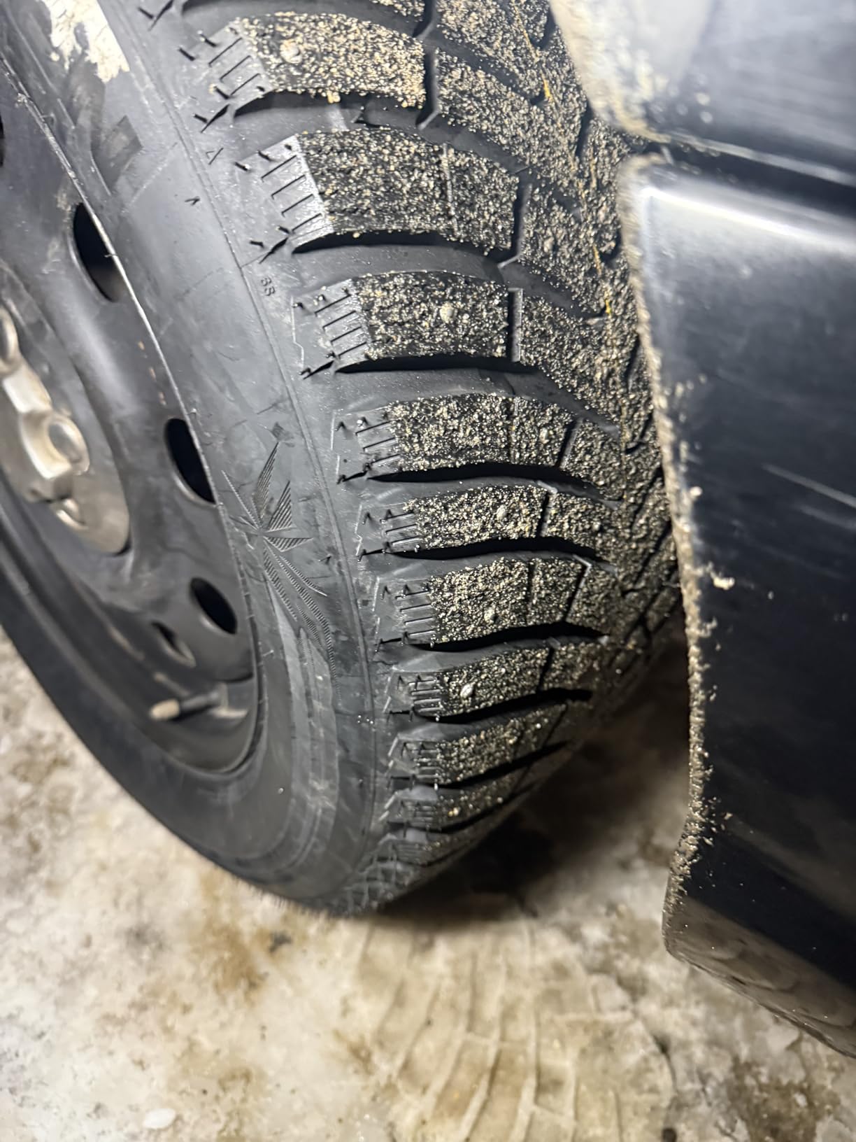 NEXEN Winguard Winspike 3 Winter Tire - 195/65R15 95T | Passenger Touring Studdable Winter Traction 95T Rated Extra Load Radial Construction Black Sidewall Tire customer photo 1