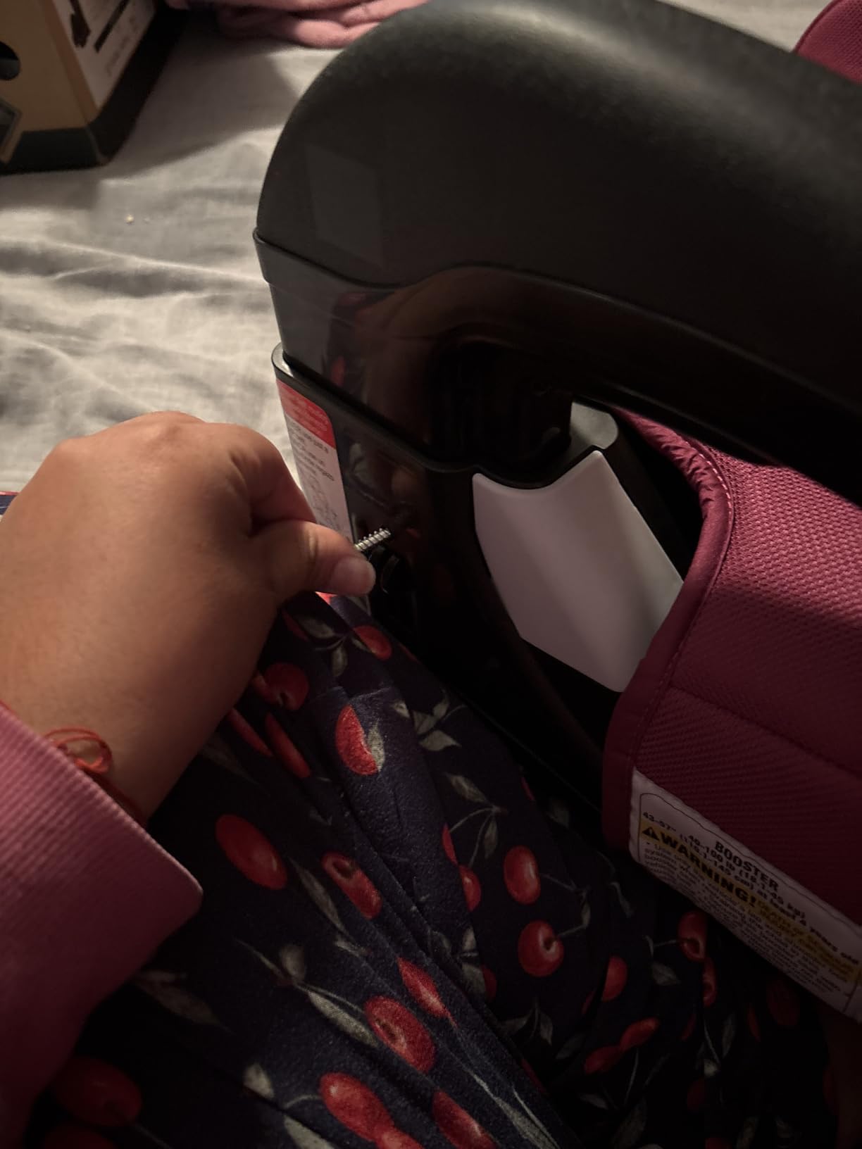 Graco TurboBooster 2.0 Backless Booster Car Seat, Denton, Travel Booster Seat for Children Ages 4-10, 40-100 lbs and up to 57 Inches customer photo 1