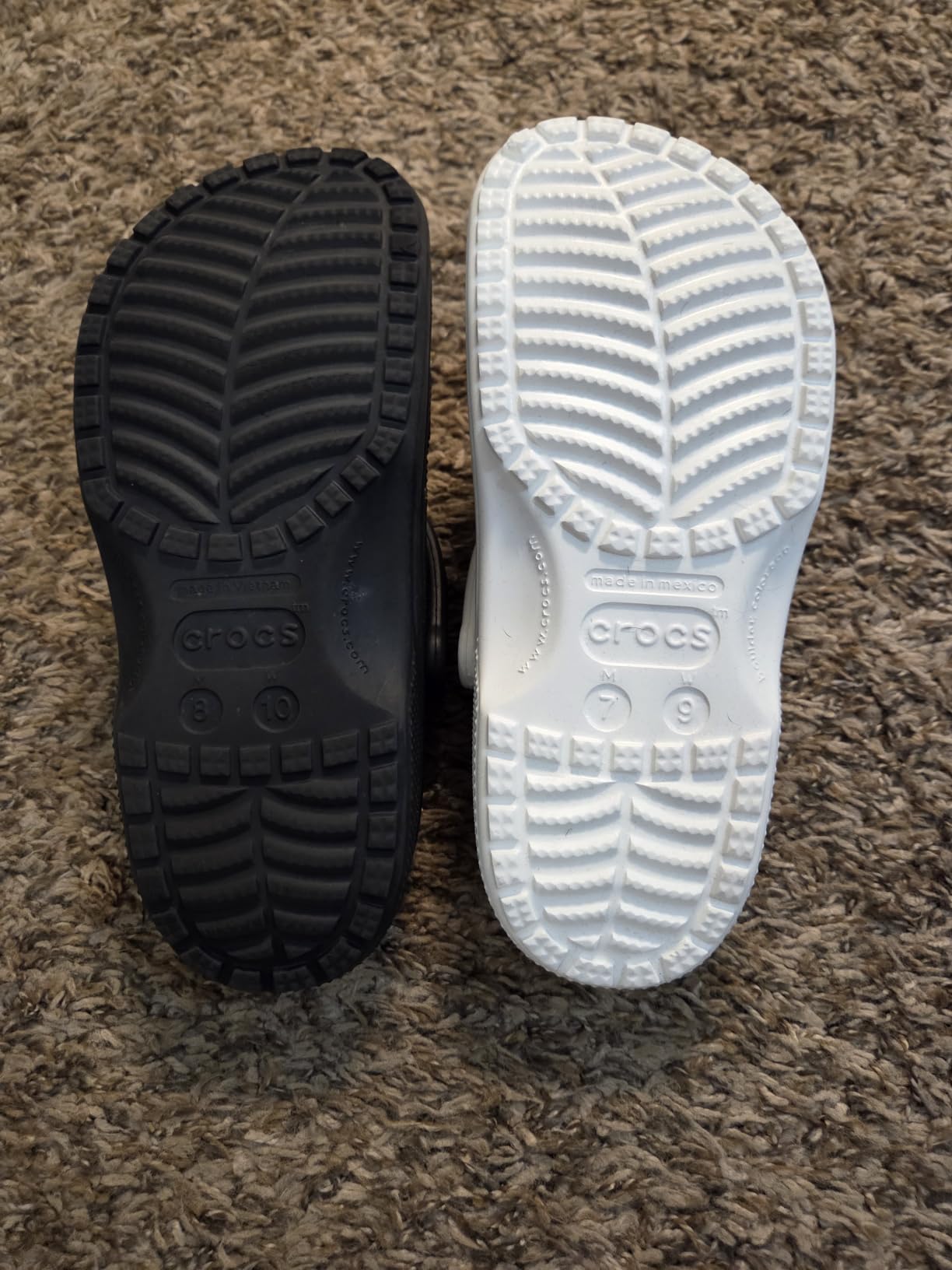 Crocs Unisex-Adult Classic Clog, Clogs for Women and Men customer photo 2