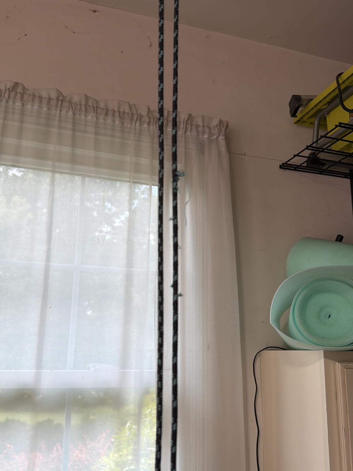 Teal Triangle Pulley Hoist for Kayak, Canoe and Paddleboards, Holds 150 lb | Kayak Pulley System for Garage, Kayak Ceiling Mount, Canoe Hoist, Fits All Garage Heights customer photo 1