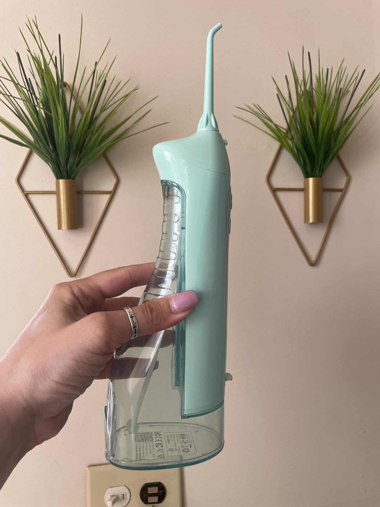 COSLUS ADA Accepted Water Dental Flosser Teeth Pick C20: Portable Cordless Oral Irrigator 300ML Rechargeable Travel Irrigation Cleaner IPX7 Waterproof Electric Flossing Machine, Professional Set Black customer photo 1
