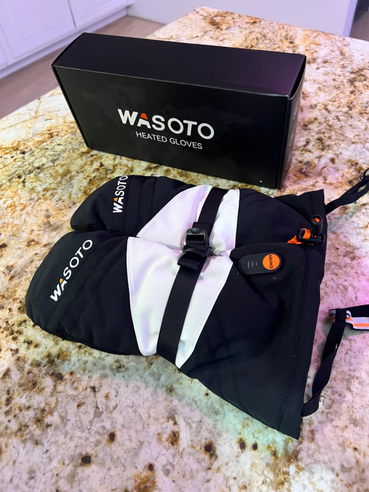 WASOTO Heated Mittens Gloves for Women Men 7.4V Battery 22.2Wh Electric Rechargeable Waterproof Ski Gloves for Winter Outdoor Work Skiing Snowboarding Hiking Fishing Camping Raynaud customer photo 1