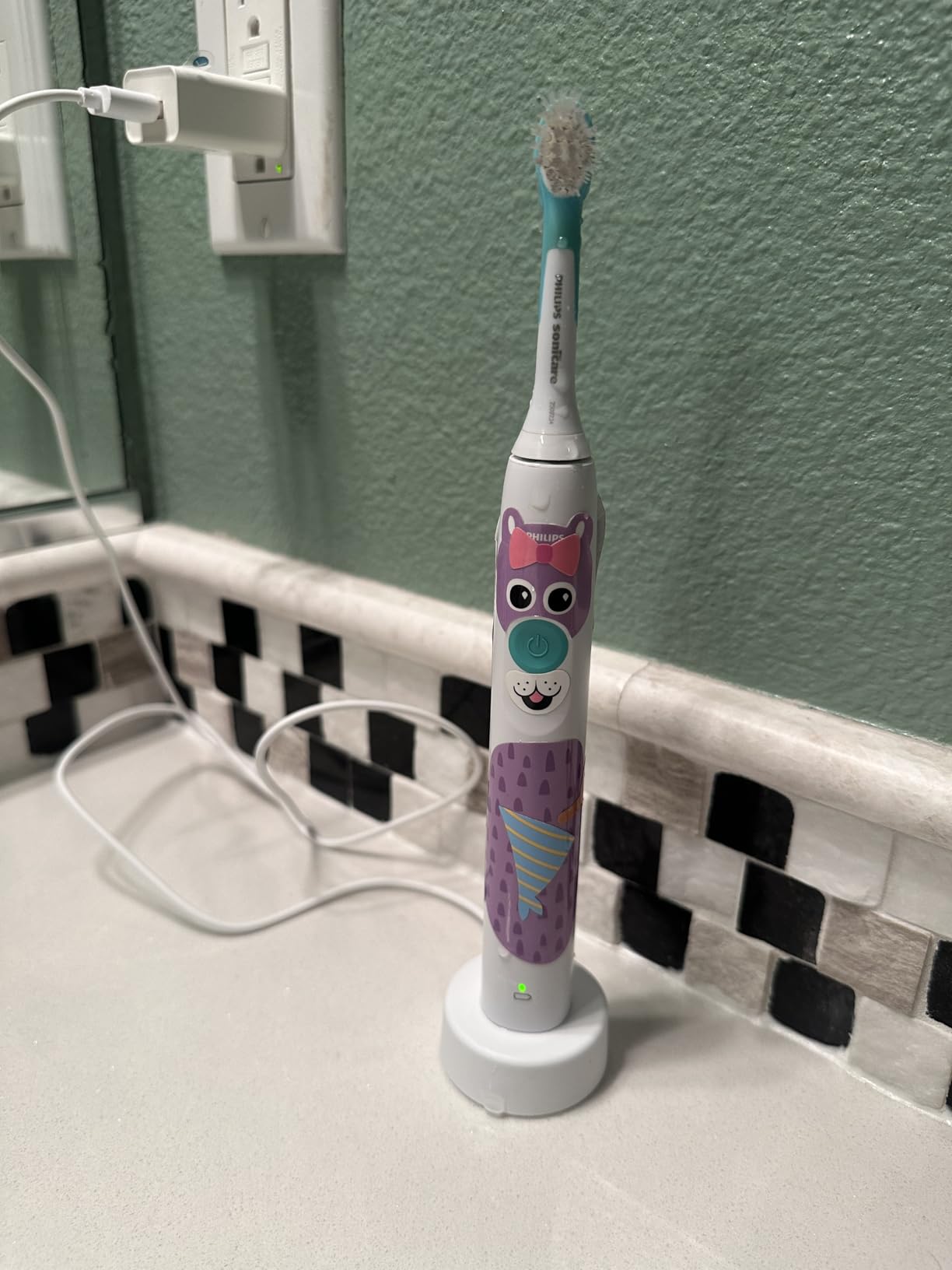 Philips Sonicare for Kids Electric Toothbrush, Design a Pet Edition | Gentle Clean, 2 Intensity Settings, KidPacer Timer, Includes Brush Head & Reusable Stickers, HX3601/01 customer photo 2