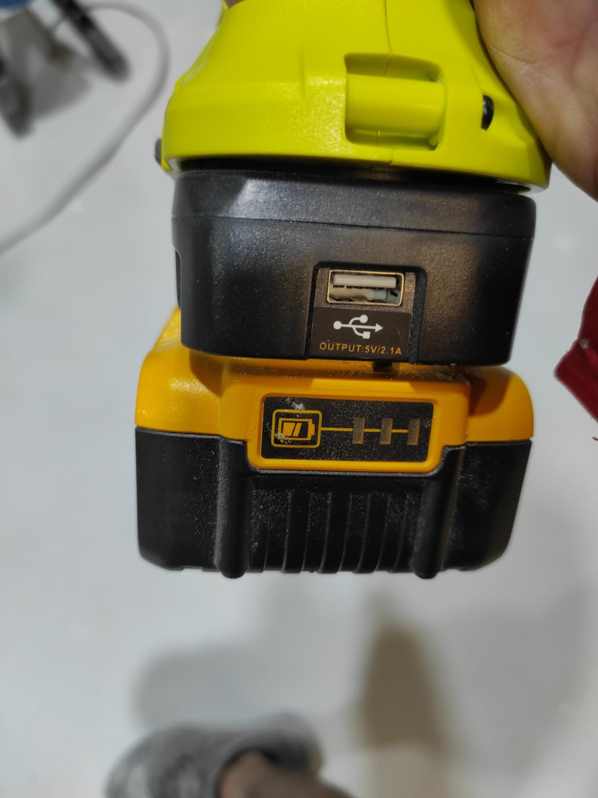 Ryobi 18V ONE+ 18-Gauge Cordless Airstrike Brad Nailer (Tool Only) P321 | Battery and Charger Sold Separately customer photo 2
