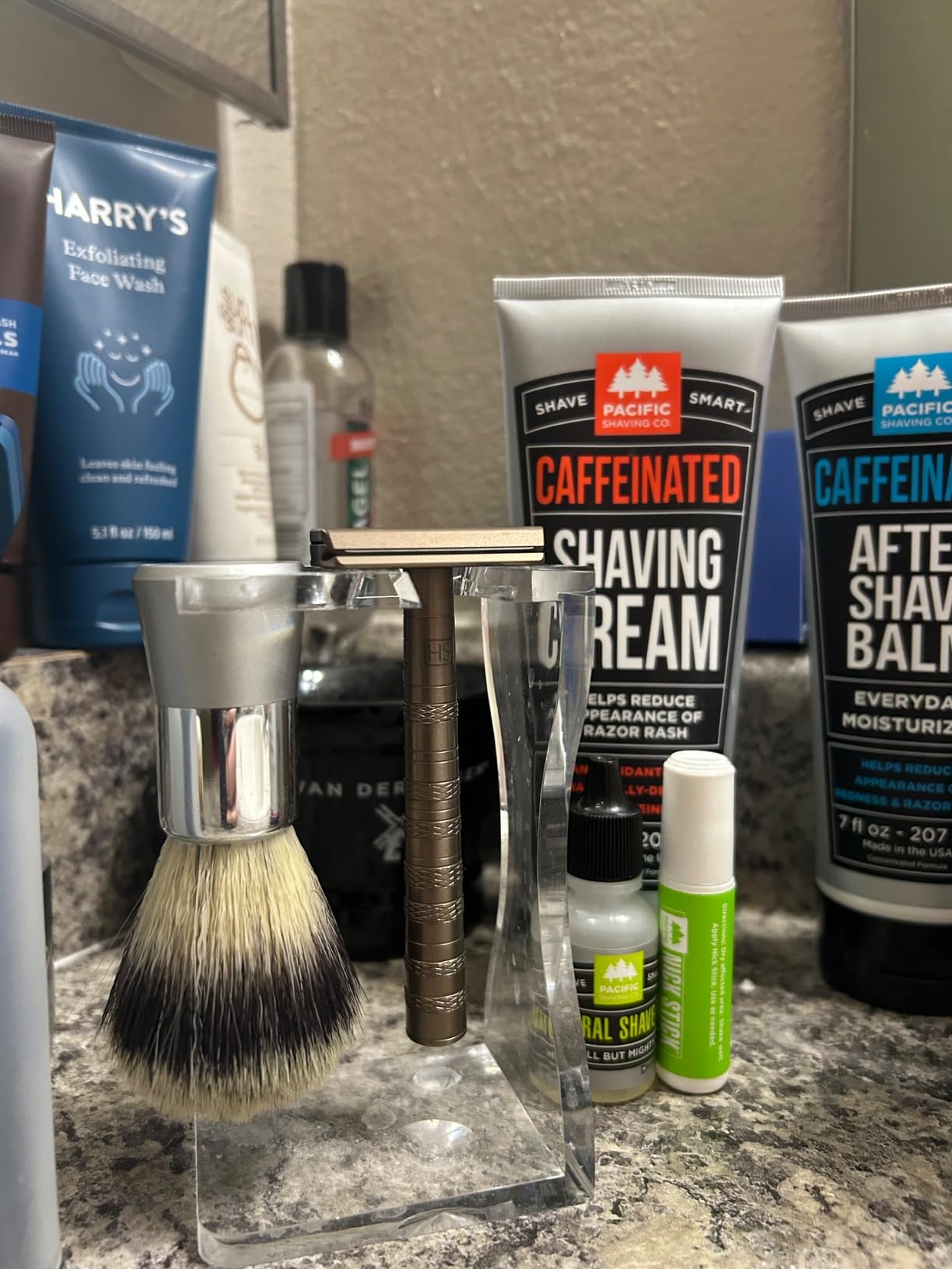 Henson Shaving Razor - Steel Blue Double Edge Safety Razor with 5 Spare Blades - 30 Angled Precision With Superior Blade Rigidity customer photo 1