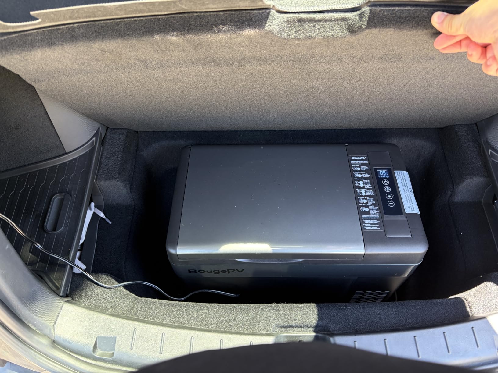BougeRV 12v refrigerator 30 Quart, -8℉~50℉ Portable Freezer for Car, Black | No Ice Needed, Use as Fridge or Freezer, Fast 15-Min Cool to 32°F, 12/24V DC, 110V AC, Electric Cooler for Camping, Road Trip customer photo 1