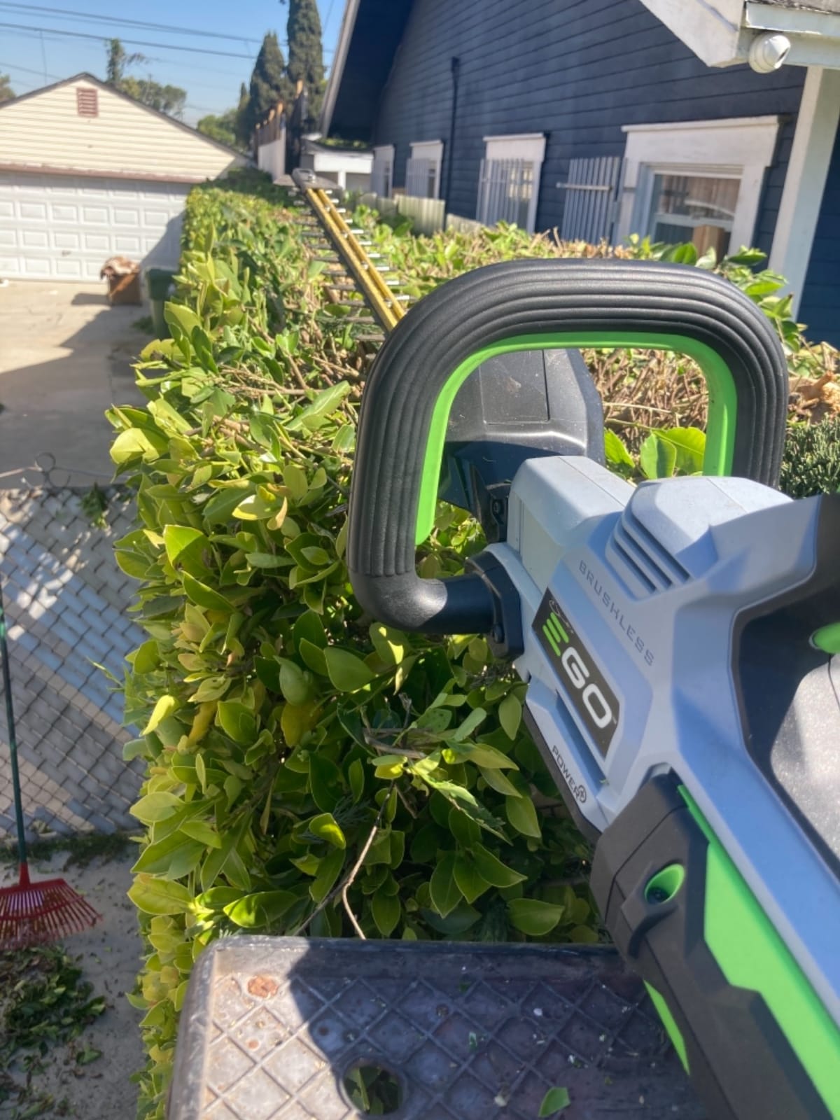 EGO Power+ Hedge Trimmer Cordless, Electric Hedge Trimmer 26