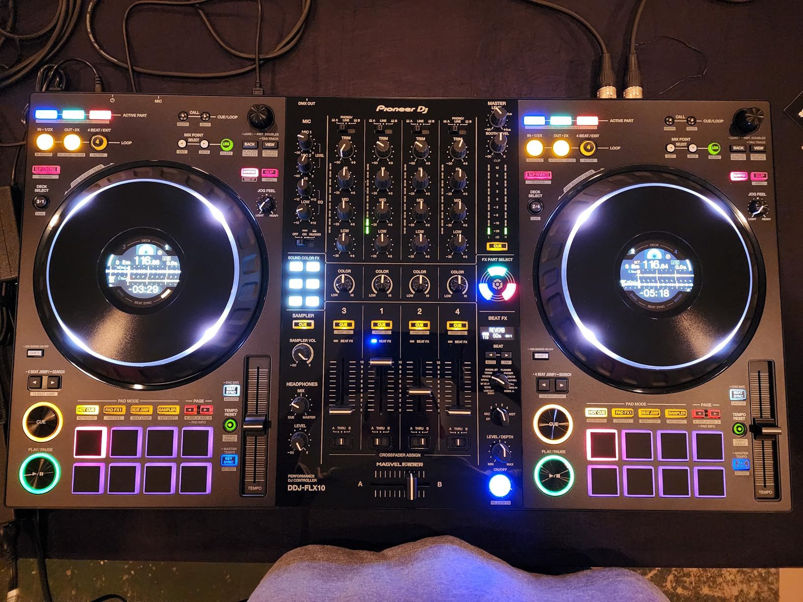 Pioneer DJ DDJ-FLX10 4-Channel DJ Controller, Track Separation, Black customer photo 2