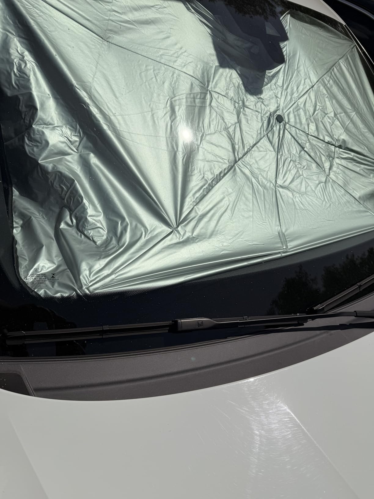 Lamicall Car Windshield Sunshade Umbrella - Foldable Car Windshield Sun Shade Cover, 5 Layers UV Block Coating, 52