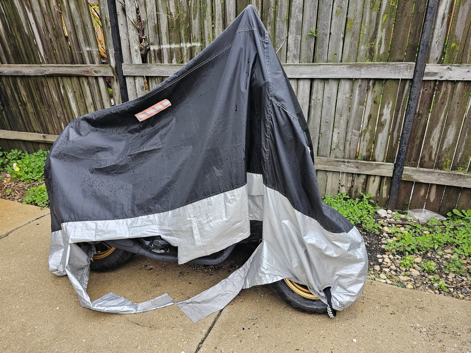 Favoto Motorcycle Cover Waterproof Outdoor All Weather Protection | Rain UV＆Windproof Motorcycle Tarp with Lock-Holes ＆ Storage Bag Moped Cover with Night Reflective Strips Fits up to 96.5