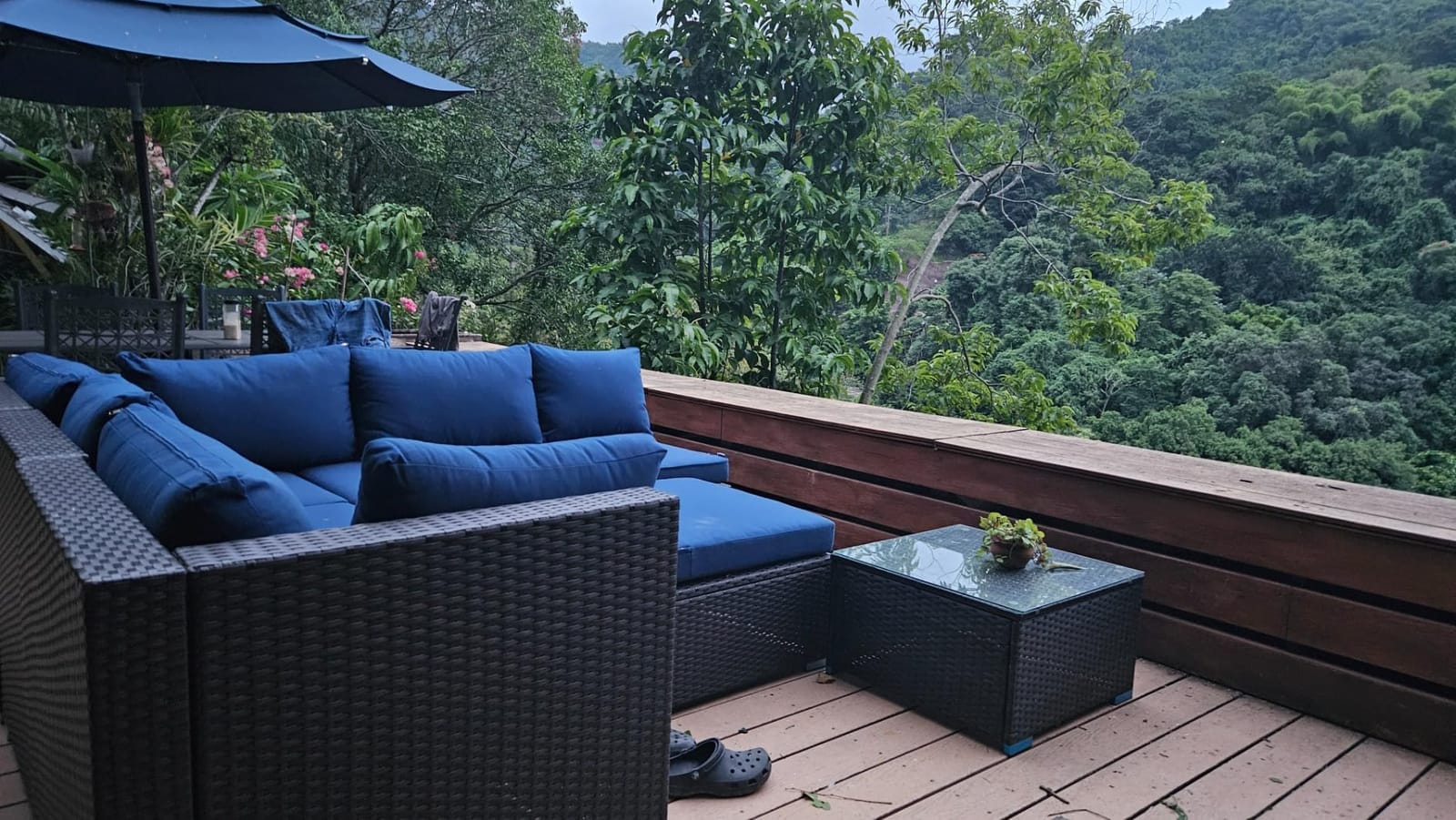 NICESOUL 8 Seater Modern Luxury Outdoor Furniture Set, Extra Large PE Wicker Patio Modular Sectional Sofa with Ottoman, 29.3'' High Back L-Shaped All-Weather Conversations, Deep Seated Grey Color customer photo 2