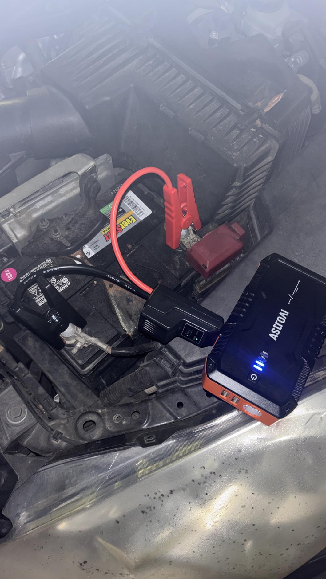 AstroAI S8 Car Battery Jump Starter 1500A - Portable 12V Lithium Jump Box | BOOST for Dead Battery, 3 Mode Flashlight, Power Bank & Smart Jumper Cables - for 6.0L Gas and 3.0L Diesel Engine, Orange customer photo 1