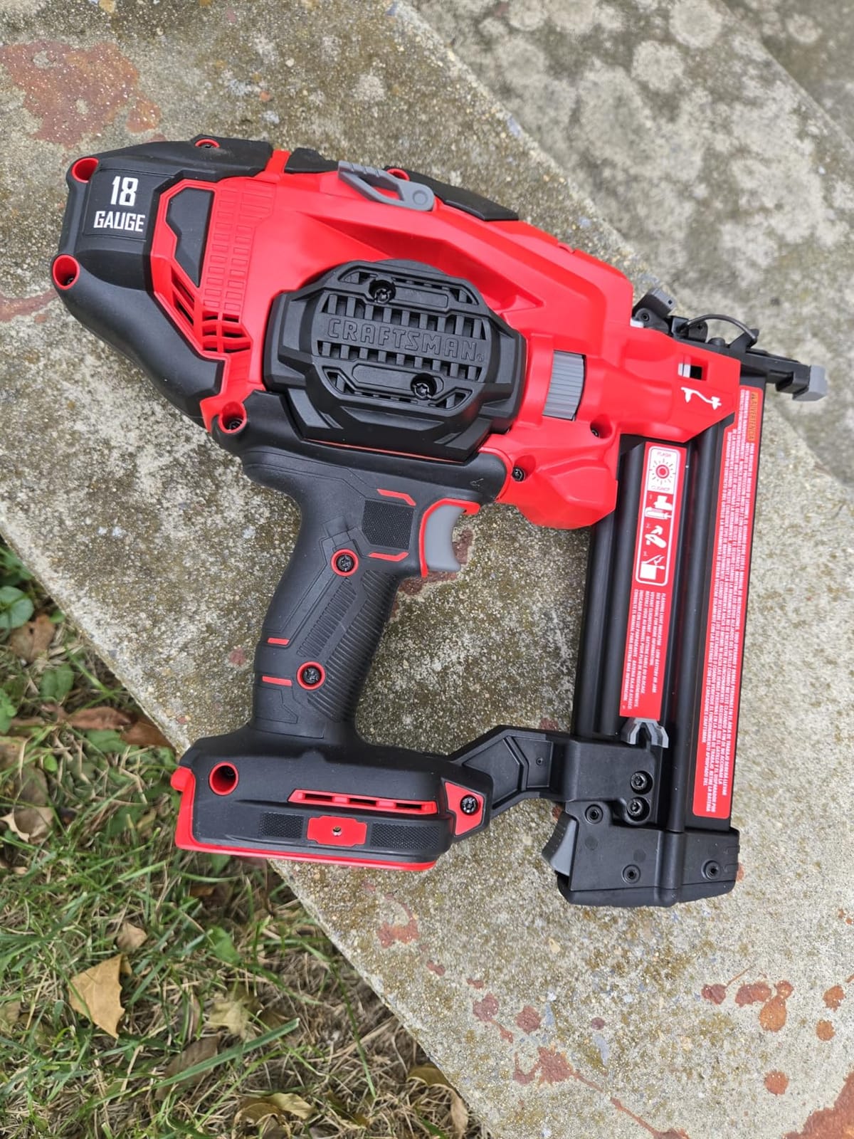 CRAFTSMAN V20 Brad Nailer, 18GA, Cordless, Bare Tool Only (CMCN618B) customer photo 1