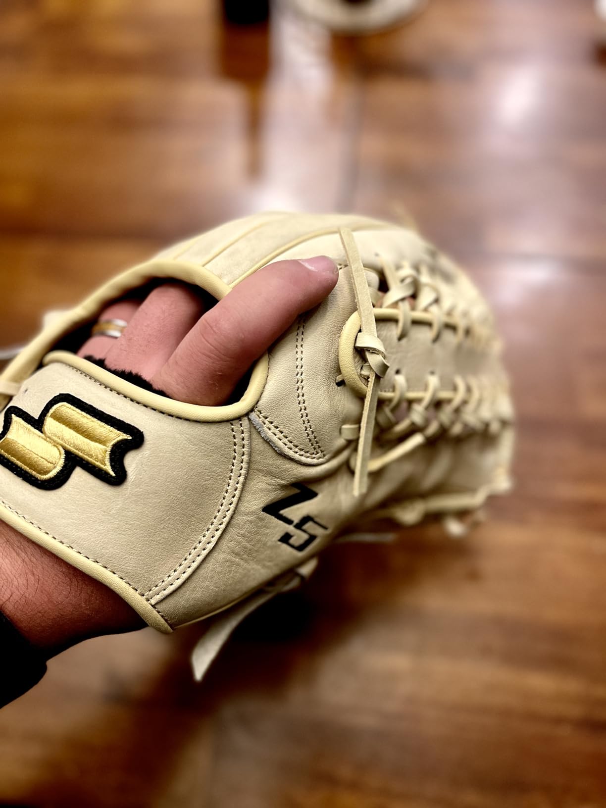 SSK Z5 Craftsman Outfield Baseball Glove - Deep Pocket 12.25