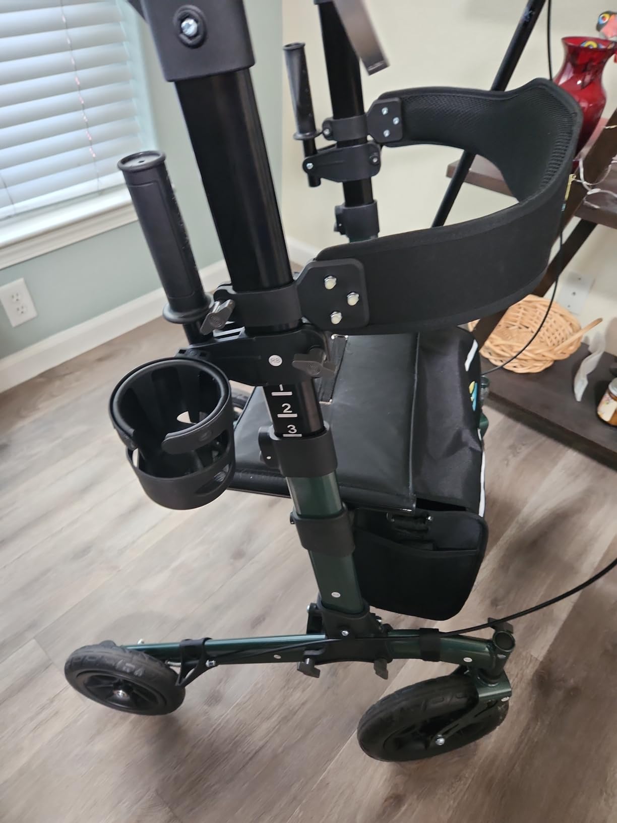 Helavo Upright Walker with Seat, Foldable Stand Up Walker with Rubber Tires, All Terrain customer photo 1
