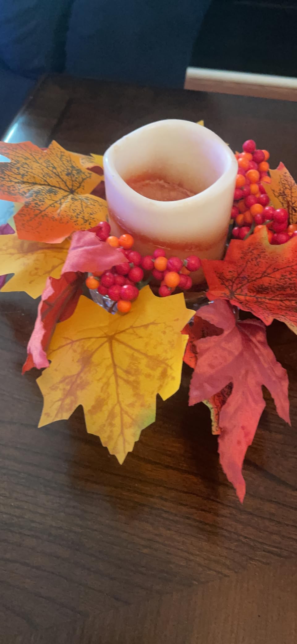 Winlyn 4 Pcs Artificial Maple Leaves and Berries Candle Rings Fall Candle Holders Small Candle Wreath Rings 11