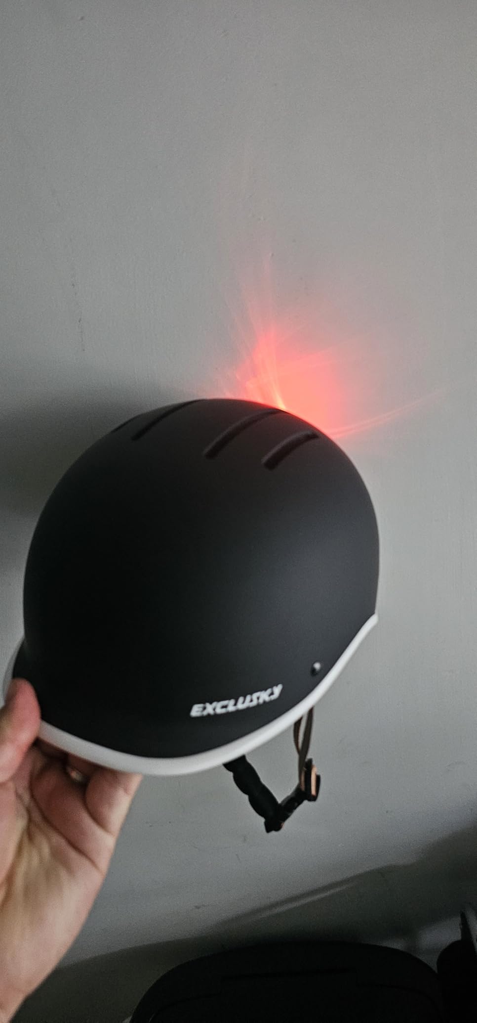 Exclusky Bike Helmet for Adults, Adjustable Cycling Helmet for Men & Women Safety Certified Bicycle Helmet for Commuting, Road Biking, Skating with USB Rechargeable Rear Light customer photo 1