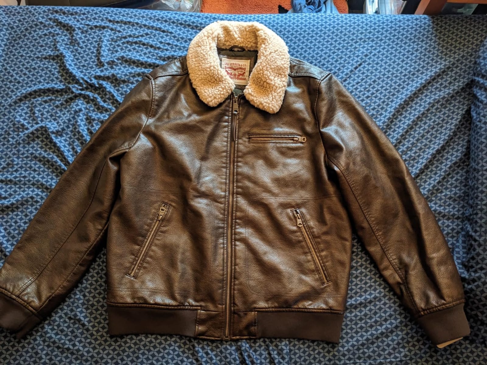 Levi's Men's Faux Leather Aviator Bomber Jacket With Sherpa Collar customer photo 2
