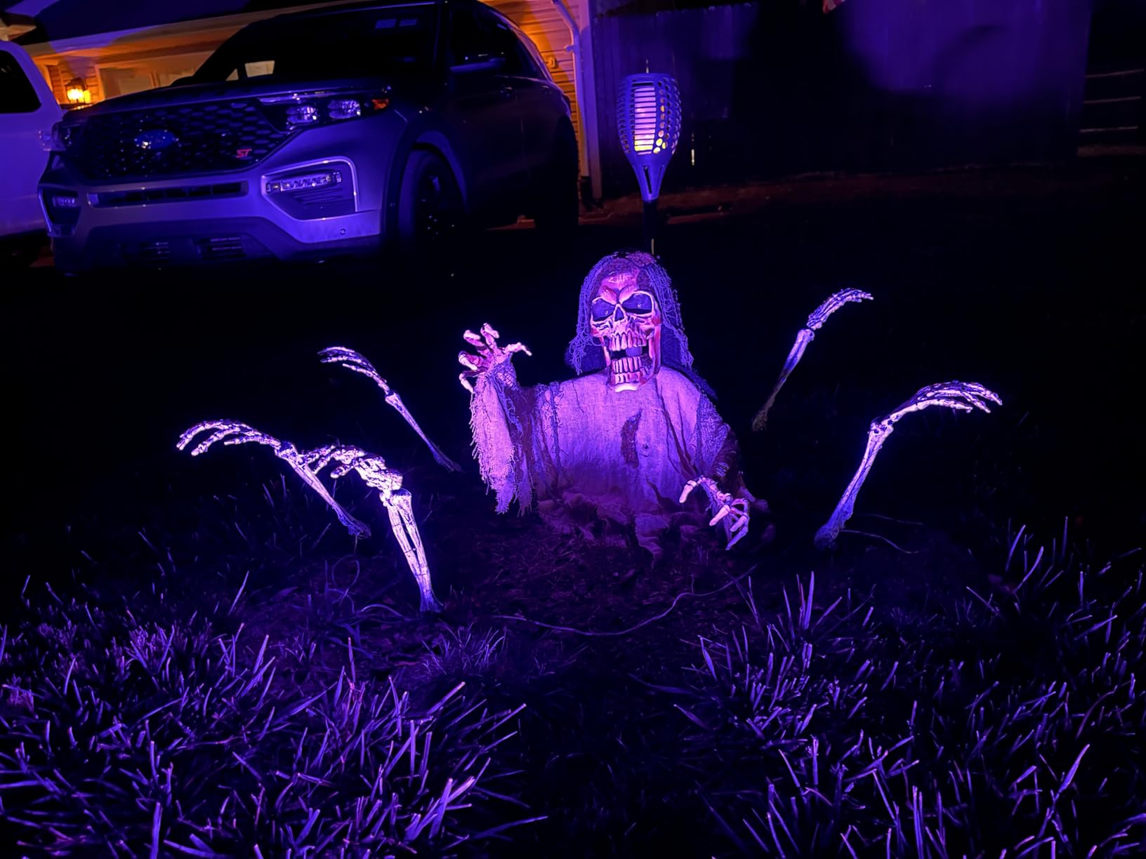 JOYIN Halloween Animated Zombie Groundbreaker Outdoor Decor with Light Up Eyes Creepy Animatronic Decorations with Movable Arms for Halloween Party Prop and Lawn Patio Yard Outside Decorations customer photo 1