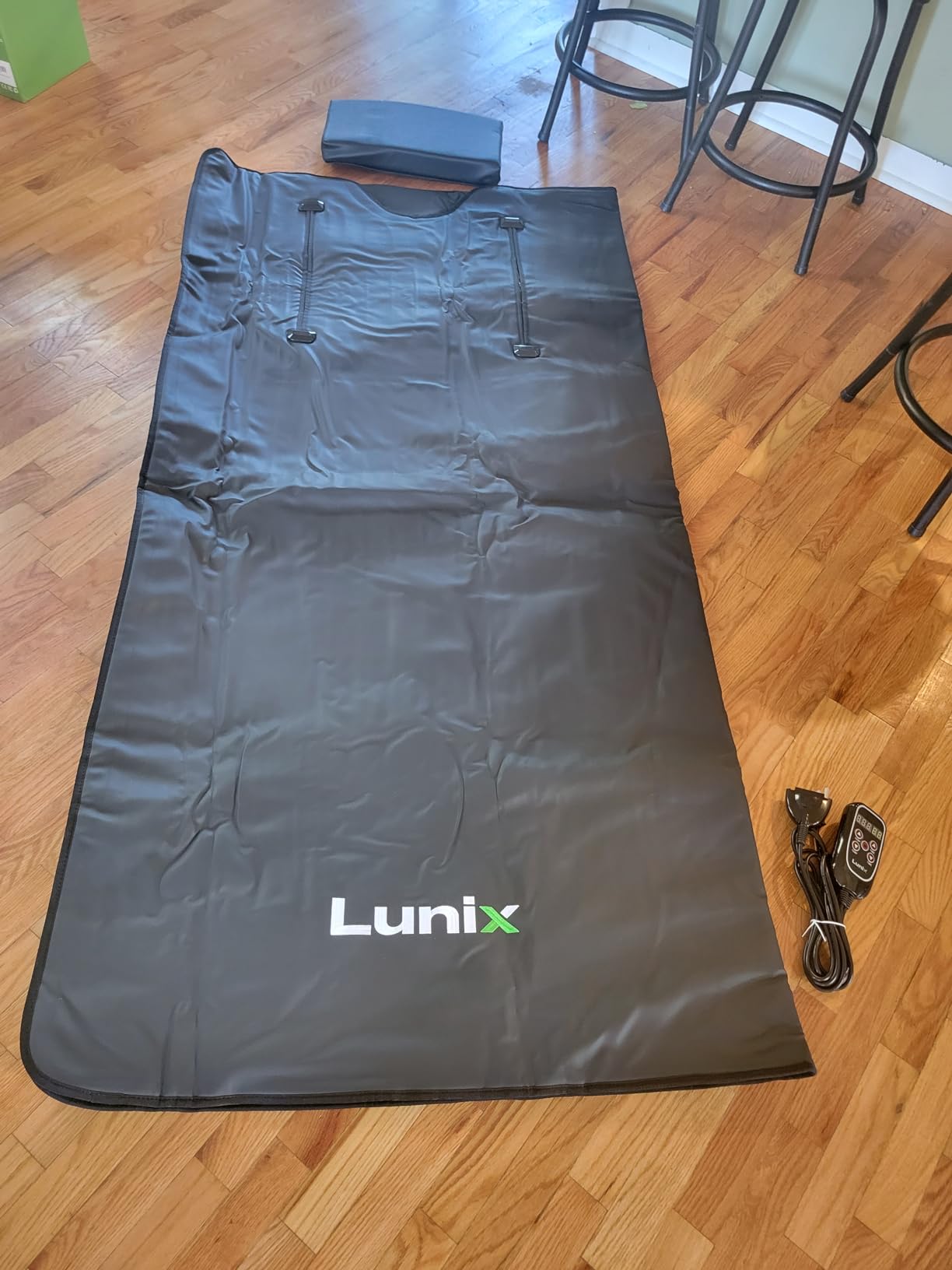 Lunix LX17 Far Infrared Sauna Blanket, Portable Sauna for Home customer photo 1