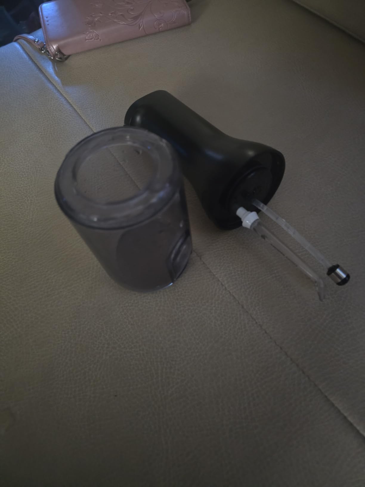 Philips Sonicare Cordless Power Flosser 3000 - Water Flosser with Innovative Quad Stream Technology, Oral Irrigator with 2 Flossing Modes and 3 Pressure Levels, IPX7 Waterproof, Black, HX3826/23 customer photo 1