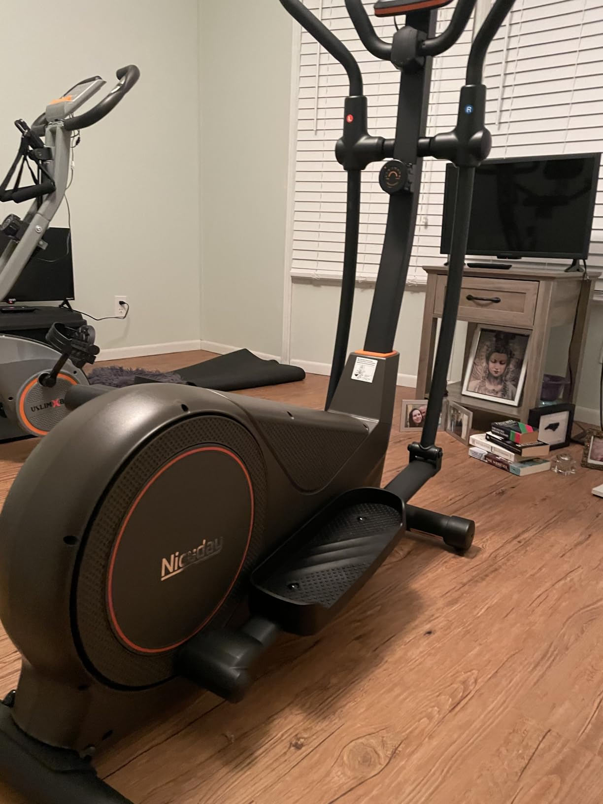 Niceday Elliptical Exercise Machine with 15.5IN/16IN/20IN Stride | Magnetic Elliptical Trainer for Home Use, 16 Resistance Levels, 400LBS Loading Capacity, Support Kinomap APP customer photo 2