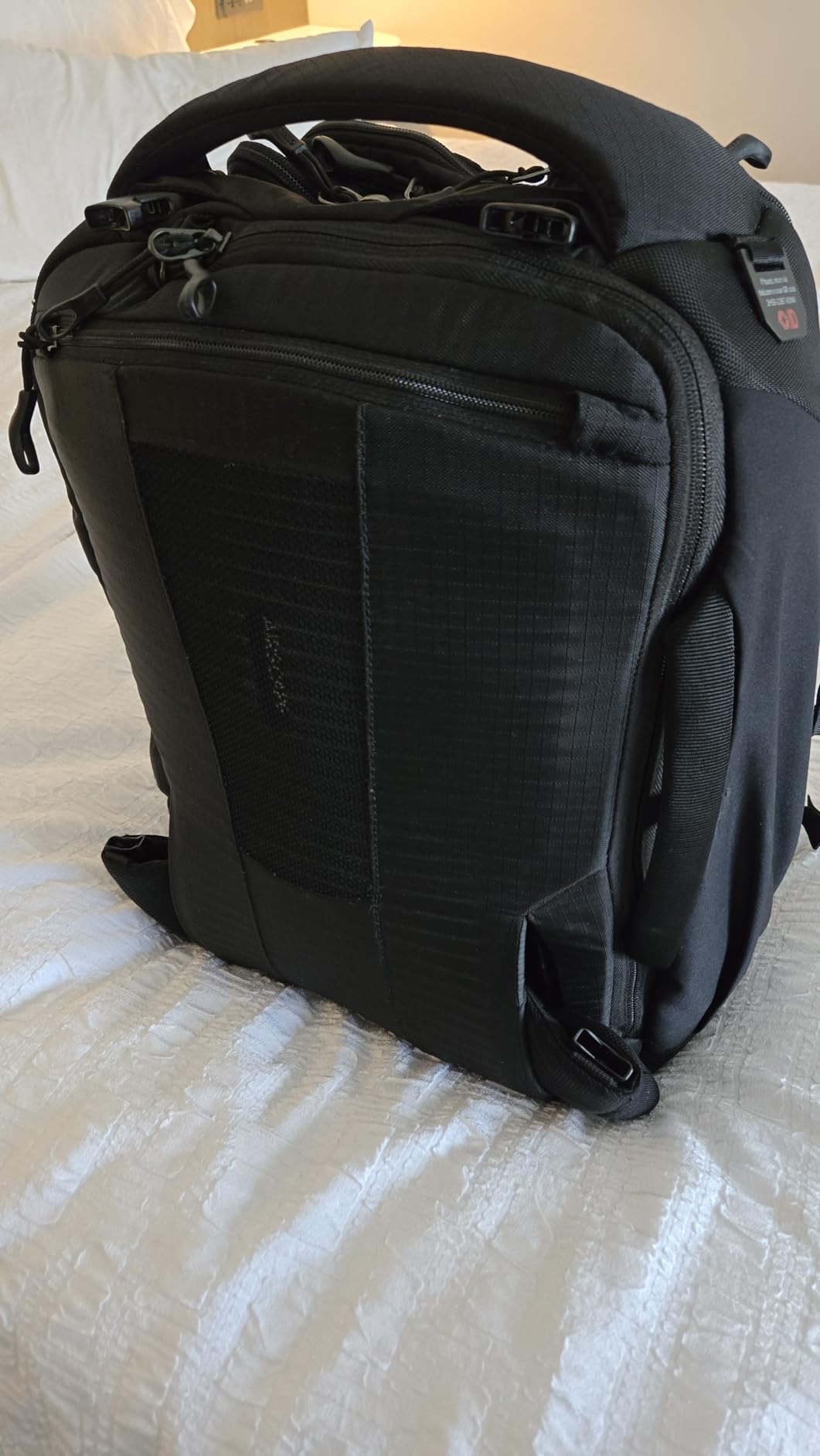 Osprey Sojourn Porter 46L Travel Backpack - Carry-On Compliant Luggage with StraightJacket Compression and Padded Laptop Sleeve - Durable Pack for International or Urban Travel, Brindle Brown customer photo 2