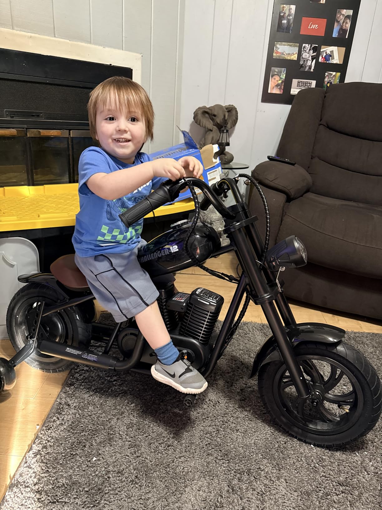 Hyper GoGo Kids Electric Motorcycle - Retro-Style Bike with Ambient Lighting, Built-in Music, Speeds Up to 10 MPH & 60 Minutes of Continuous Ride Time, for Ages 3+ (Blue) customer photo 2