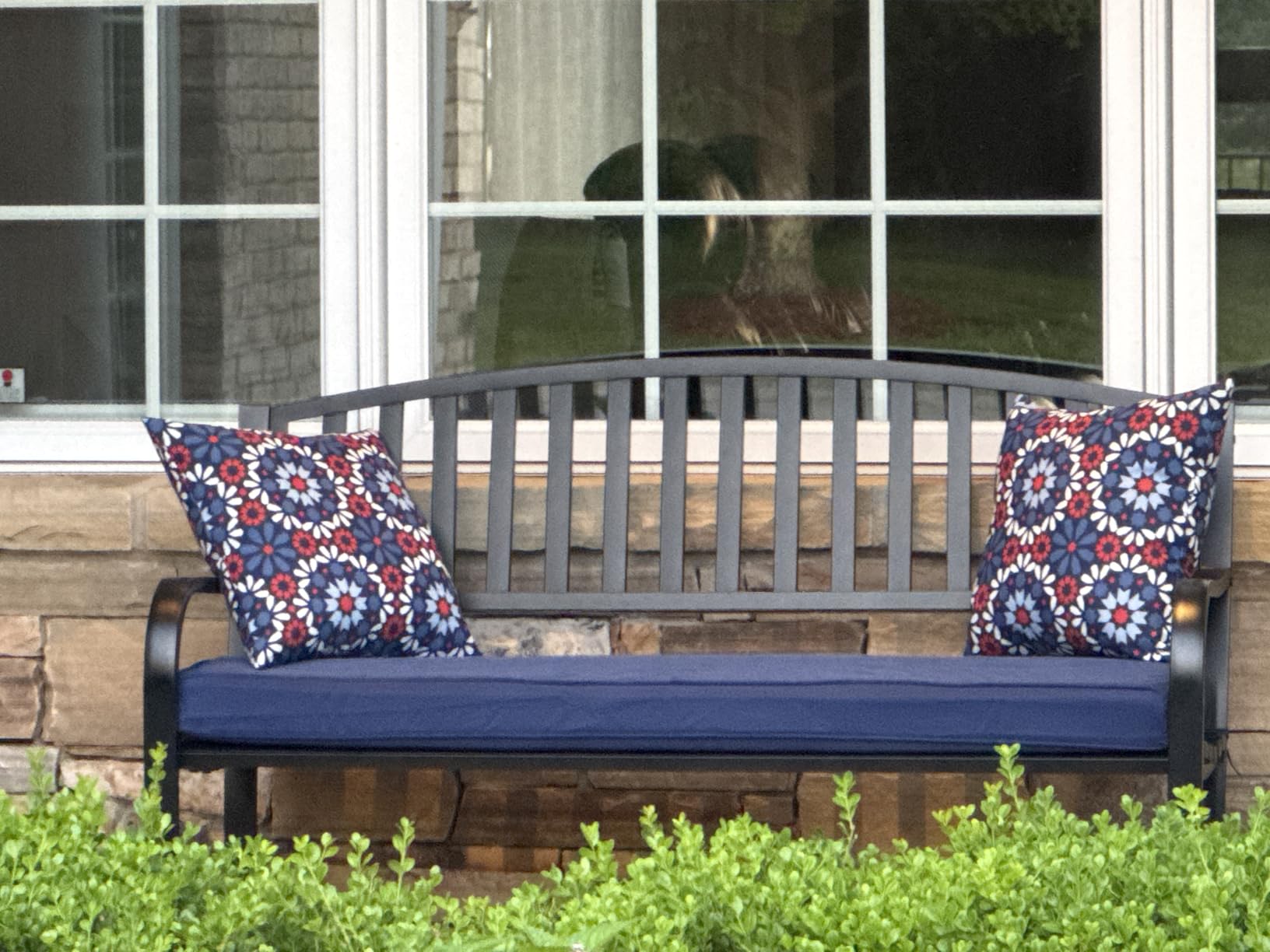 Outdoor Bench Garden Bench, Weatherproof Anti-Rust Heavy-Duty Outside Benches Clearance, Wrought Iron Metal Bench for Front Porch, Patio, Park customer photo 2