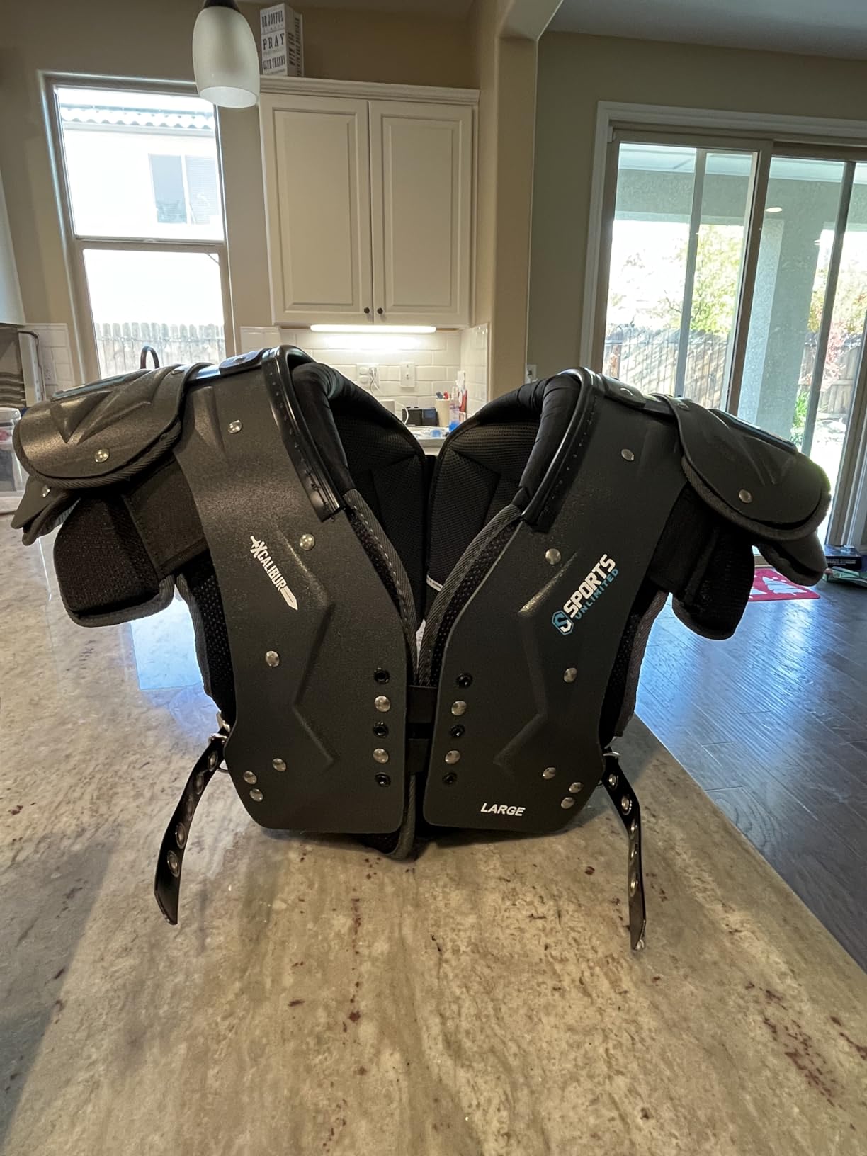 Sports Unlimited Xcalibur Adult Football Shoulder Pads, Mens Shoulder Pads for Football customer photo 2