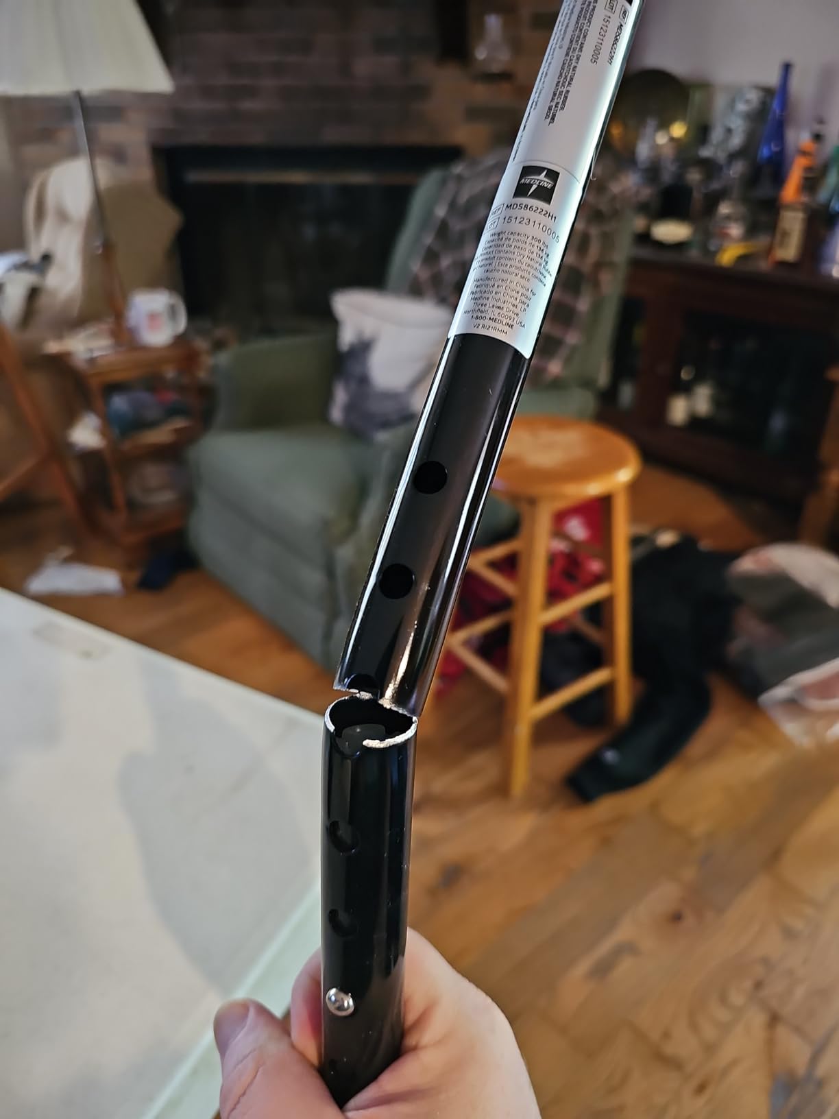 Medline Aluminum Quad Cane with Small Base, 300 lb Capacity, for Balance, Knee Injuries, Leg Surgery Recovery & Mobility, Portable, Sturdy Walking Aid for Seniors & Adults customer photo 1