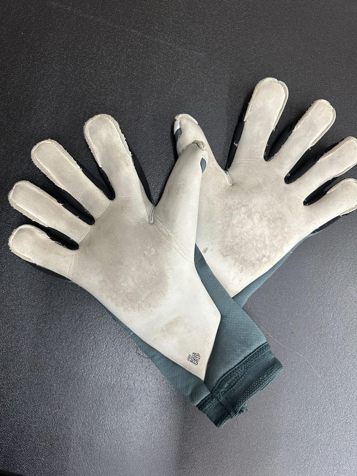 T1TAN Beast Goalkeeper Gloves - Without Finger Protection - Soccer Goalie Gloves Adult - Professional Goal Keeper Gloves for Youth, Men & Women - Size 6-11 customer photo 1