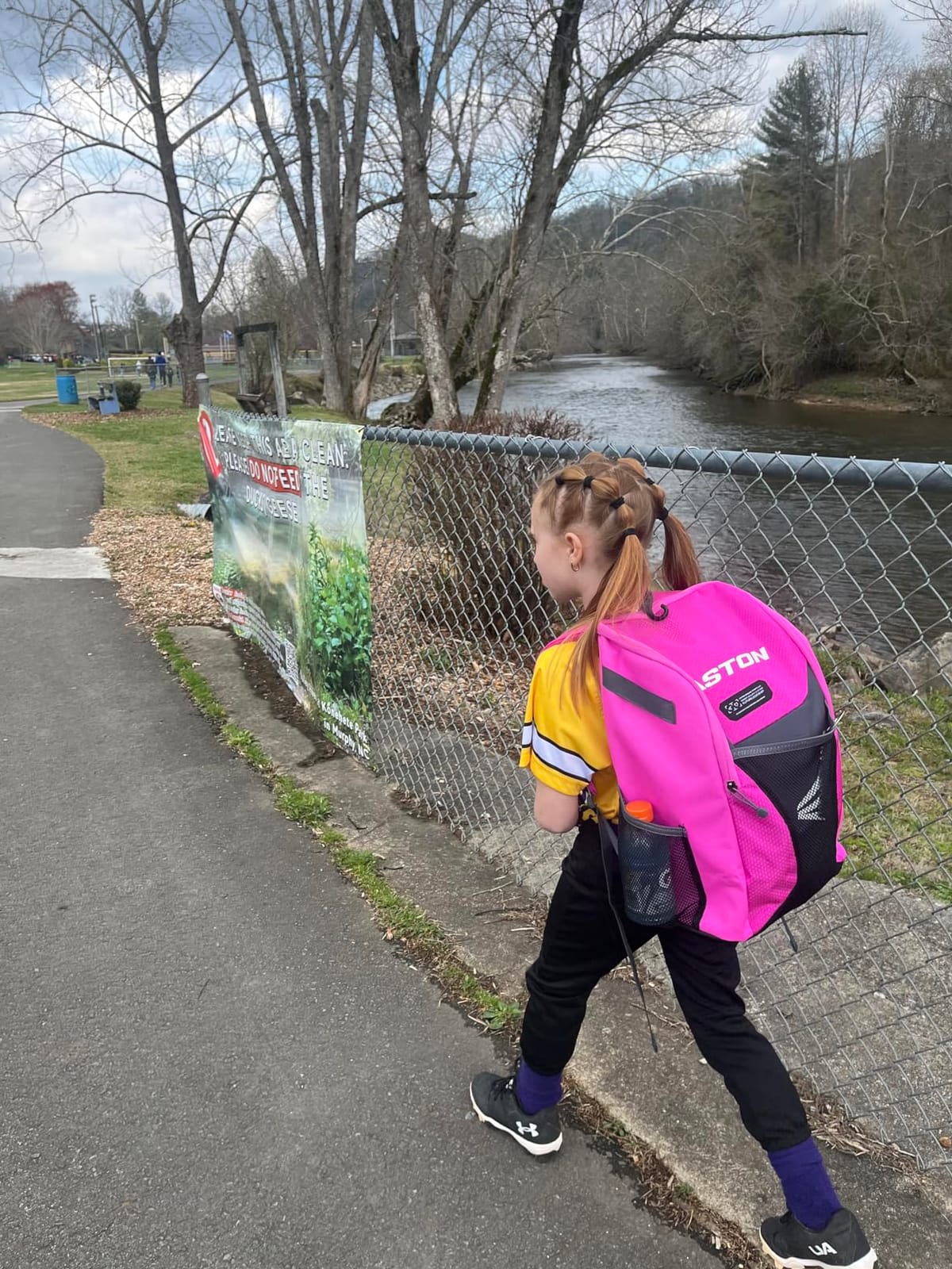 Easton | FUTURE LEGEND Backpack Equipment Bag | Baseball/Softball | T-Ball/Rec/Travel | Multiple Styles customer photo 2