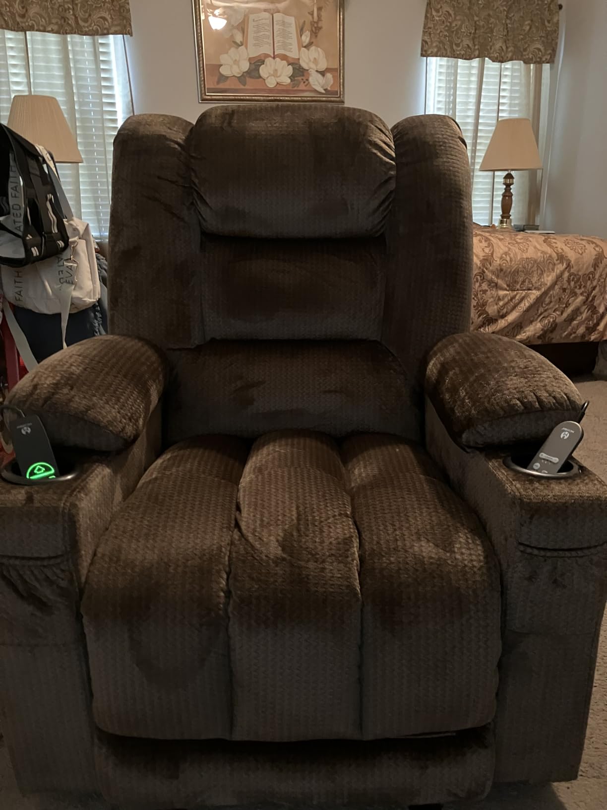 MCombo Recliner Chair with Heat and Massage for Living Room PR670 (Grey) | 155° Zero Gravity, USB & Type-C Charging Ports, Cup Holders, FSC & OEKO Certified customer photo 1