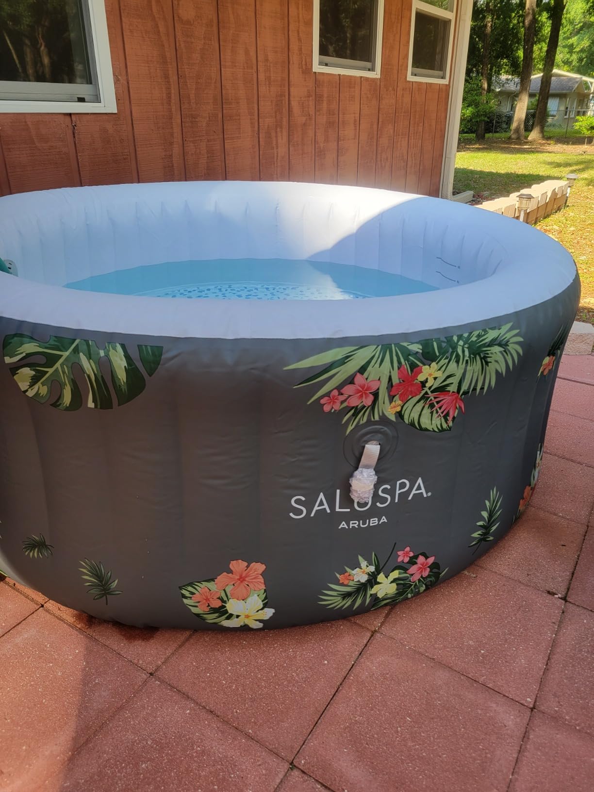 Bestway SaluSpa Cancun 2-4 Person Inflatable Hot Tub, Round Energy-Efficient Portable Spa with 120 AirJets, 71