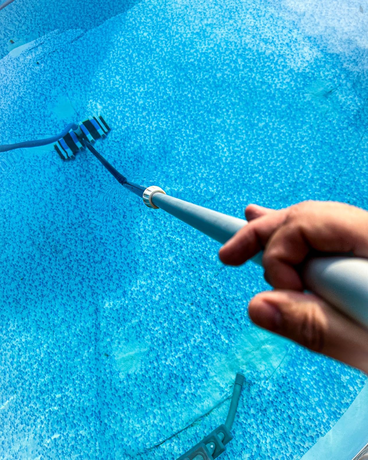 Enhanced Pool Vacuum Head with Direction-Control Handle - 17.5in Extra-Wide 4LB Professional Weighted Vac Heads Brush & Wheels - Deep Clean for Vinyl Liner, Inground & Above Ground Swimming Pool - Blue customer photo 2