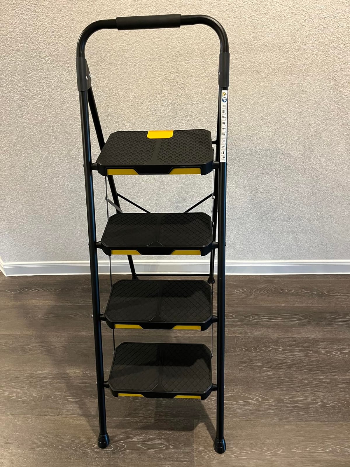 KINGRACK 4 Step Ladder, Steel Step Stool with Safe-Lock, Load 800lbs, Black customer photo 2