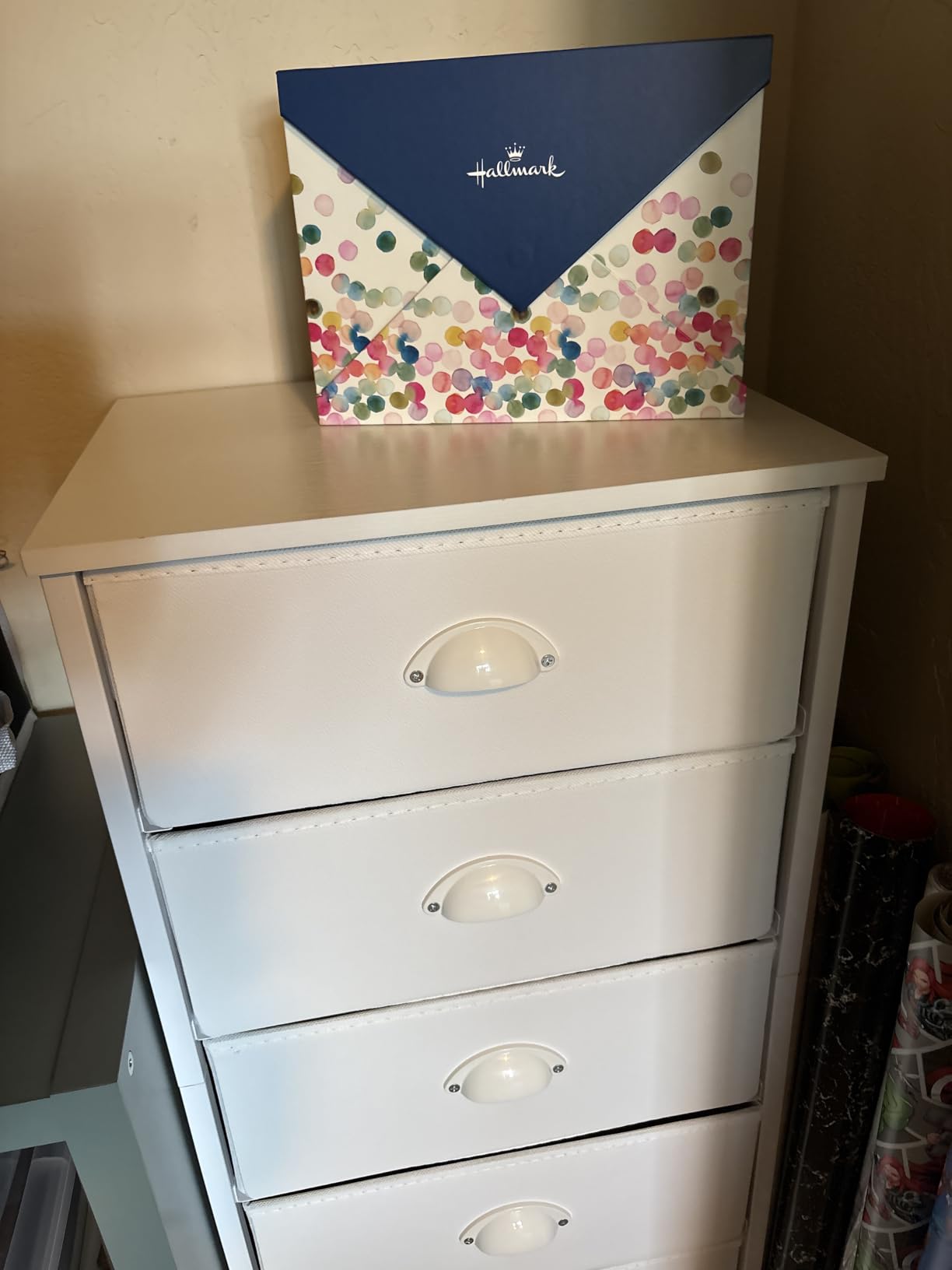 Furnulem White Dresser for Bedroom, 6 Fabric Drawers Chest of Drawers | Tall Skinny Dresser for Closet, Vertical Storage Tower Unit, Tall Nightstand for Dorm, Living Room, Metal Frame, Wooden Top customer photo 2
