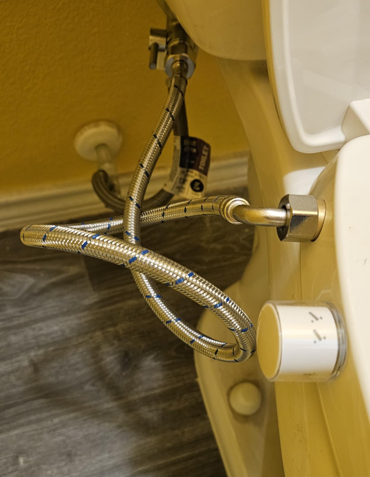 Clirass Elongated Bidet Toilet Seat with Quiet-Close, Non-Electric Bidet Mode with Dual Nozzles, Fit Elongated Toilet Seat, Adjustable Water Pressure with Brass inlet (Elongated) customer photo 1